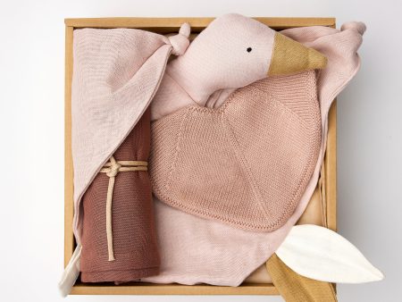 Cuddle up box - Shades of Blushing Rose For Sale